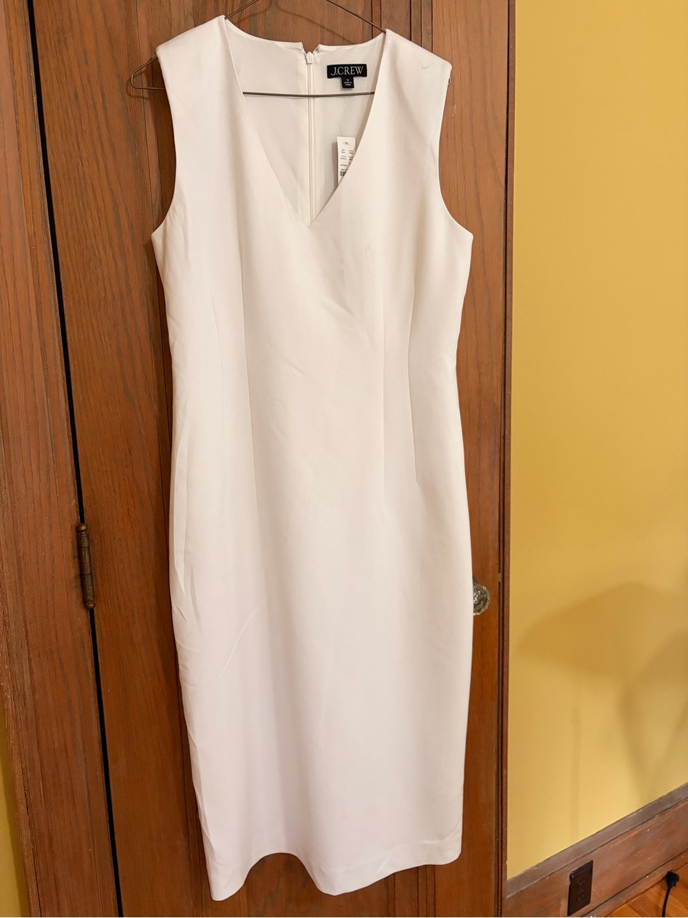 Elegant J. Crew White Sleeveless Linen V-Neck Sheath Dress Wedding Brunch Work